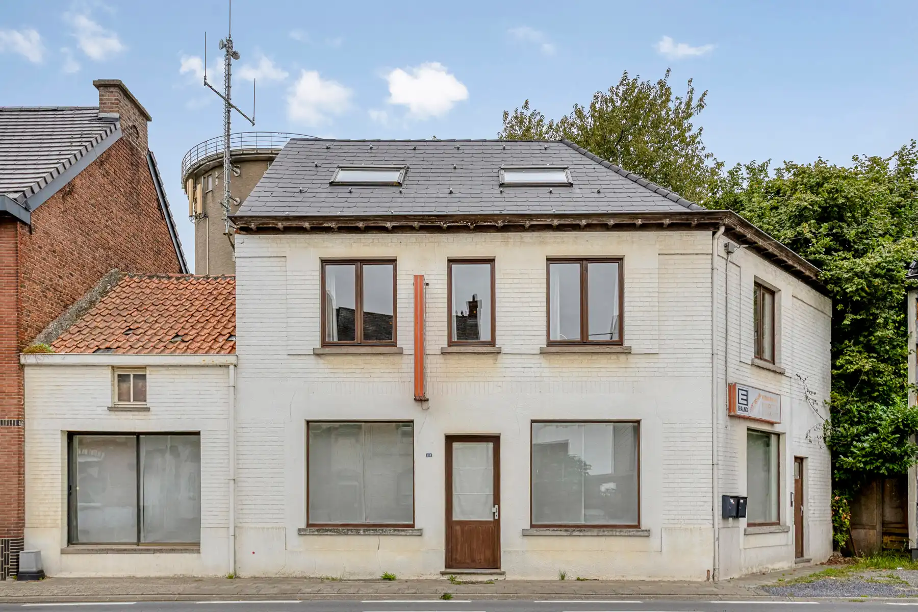 Ruime, goedgelegen woning met 3slpks! foto 2