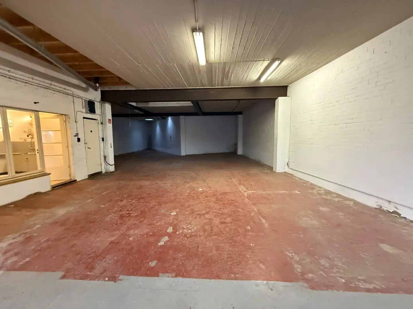 Centraal gelegen polyvalente opslagruimte  te Lier. foto 5