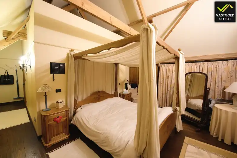 Authentieke hoeve op 13.920 m² met verzicht over de velden foto 12