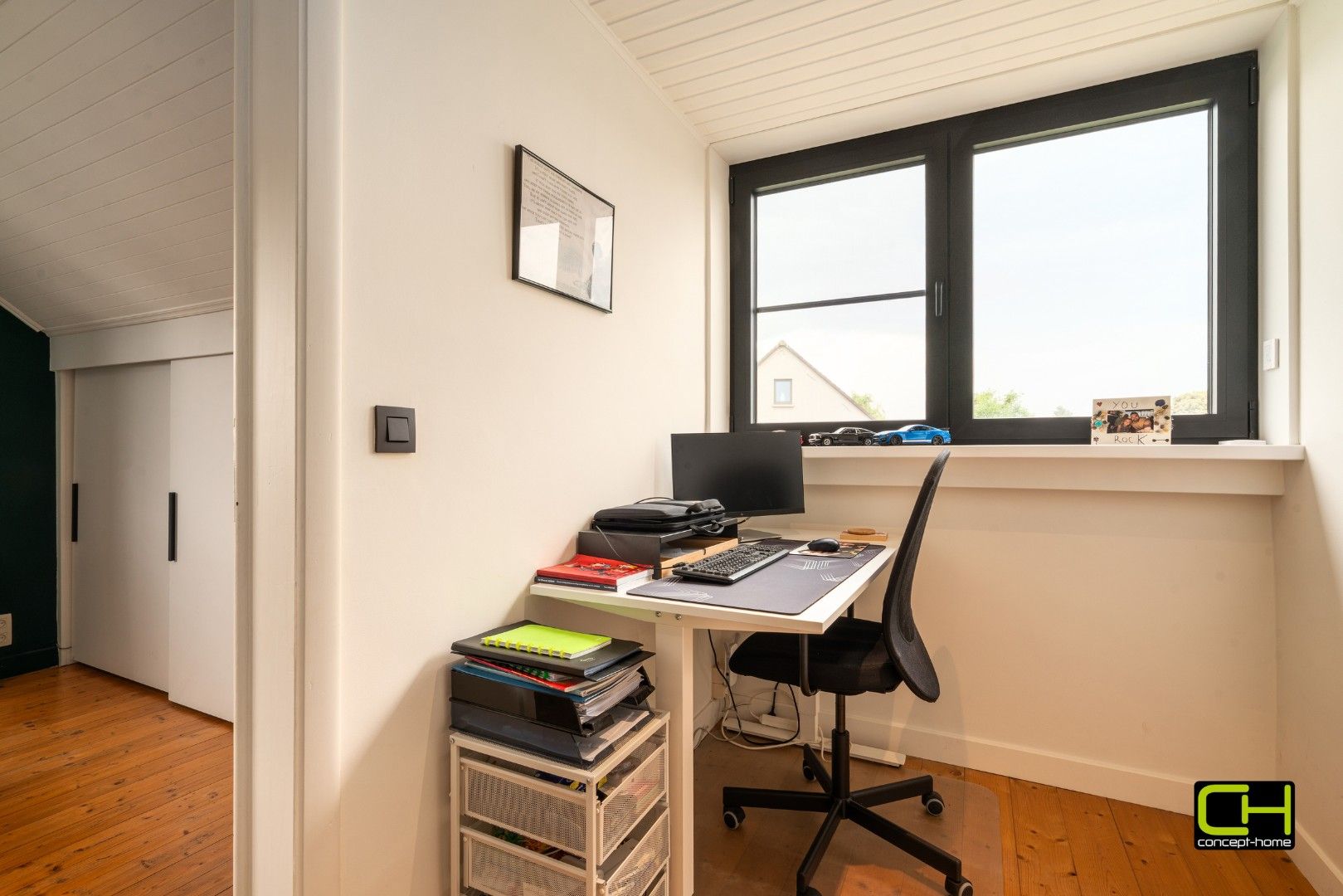 Moderne woning met drie slaapkamers en praktijkruimte te koop in Lievegem foto 13