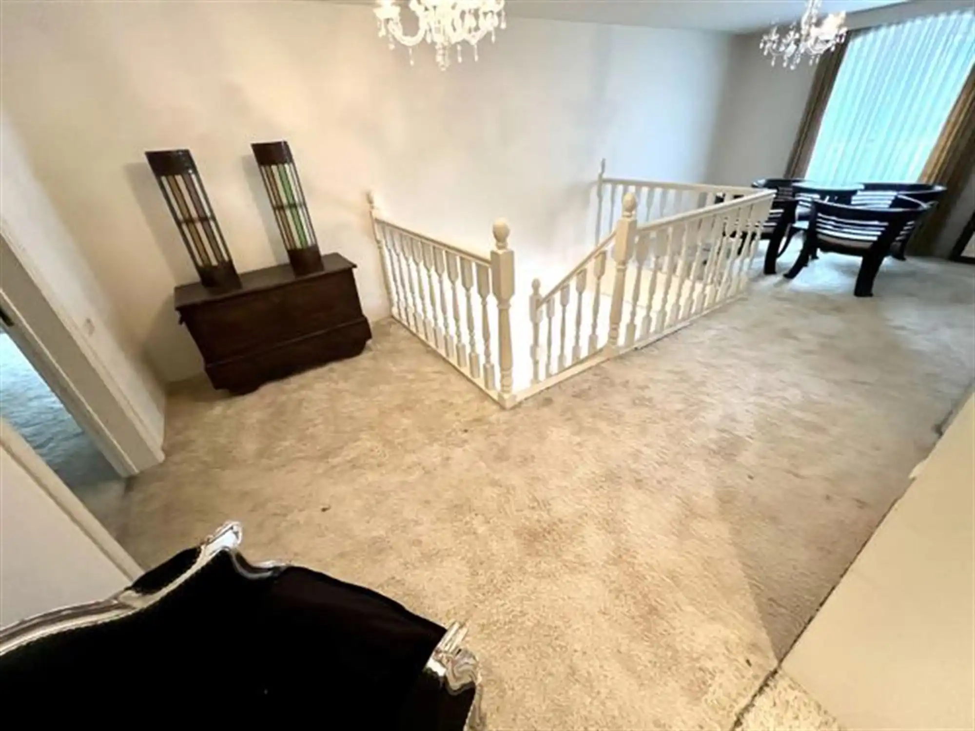 Prachtige villa met 9 slaapkamers en buitenzwembad foto 26