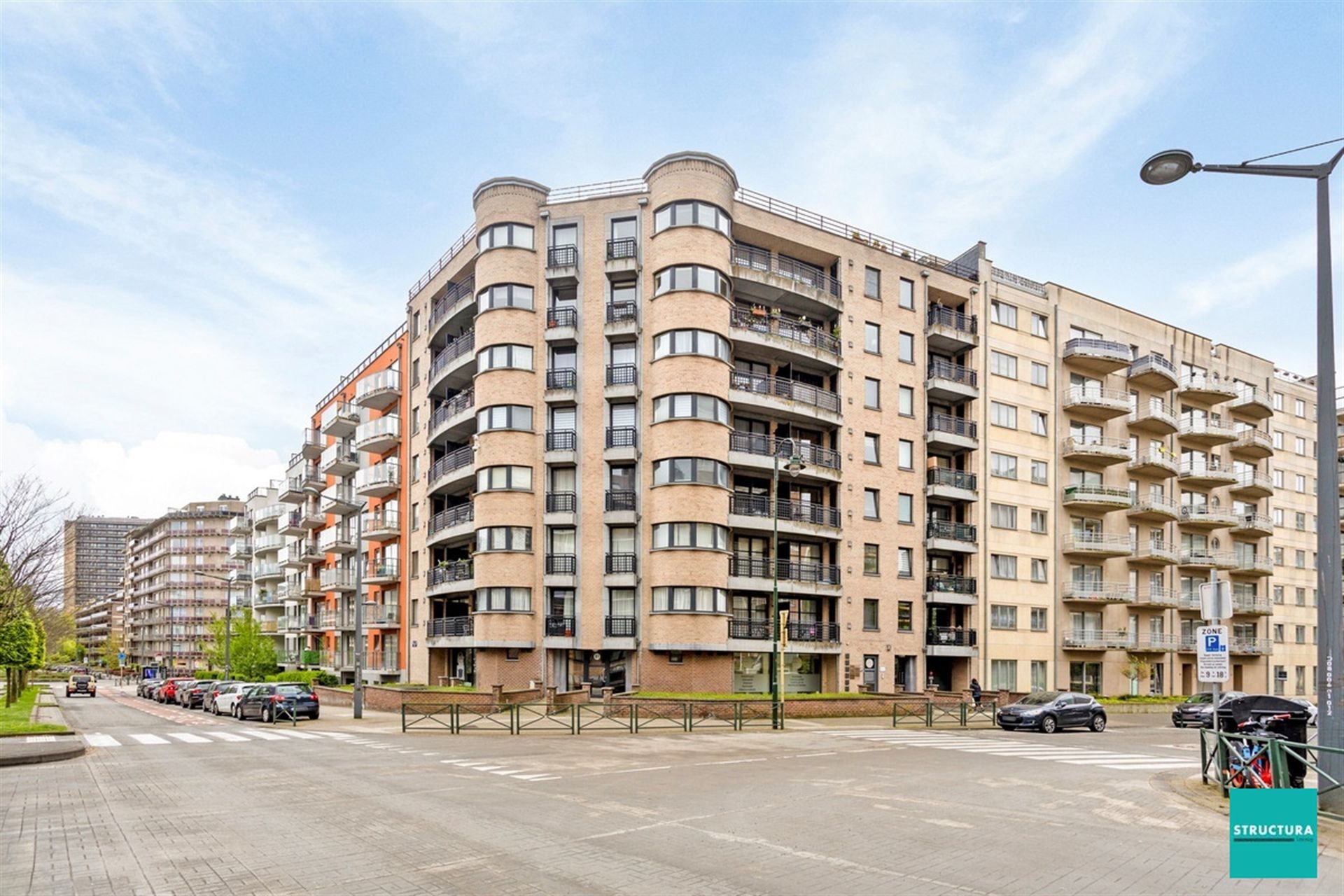 Lichtrijk appartement met 2 slaapkamers en exclusief zicht.





 foto 16