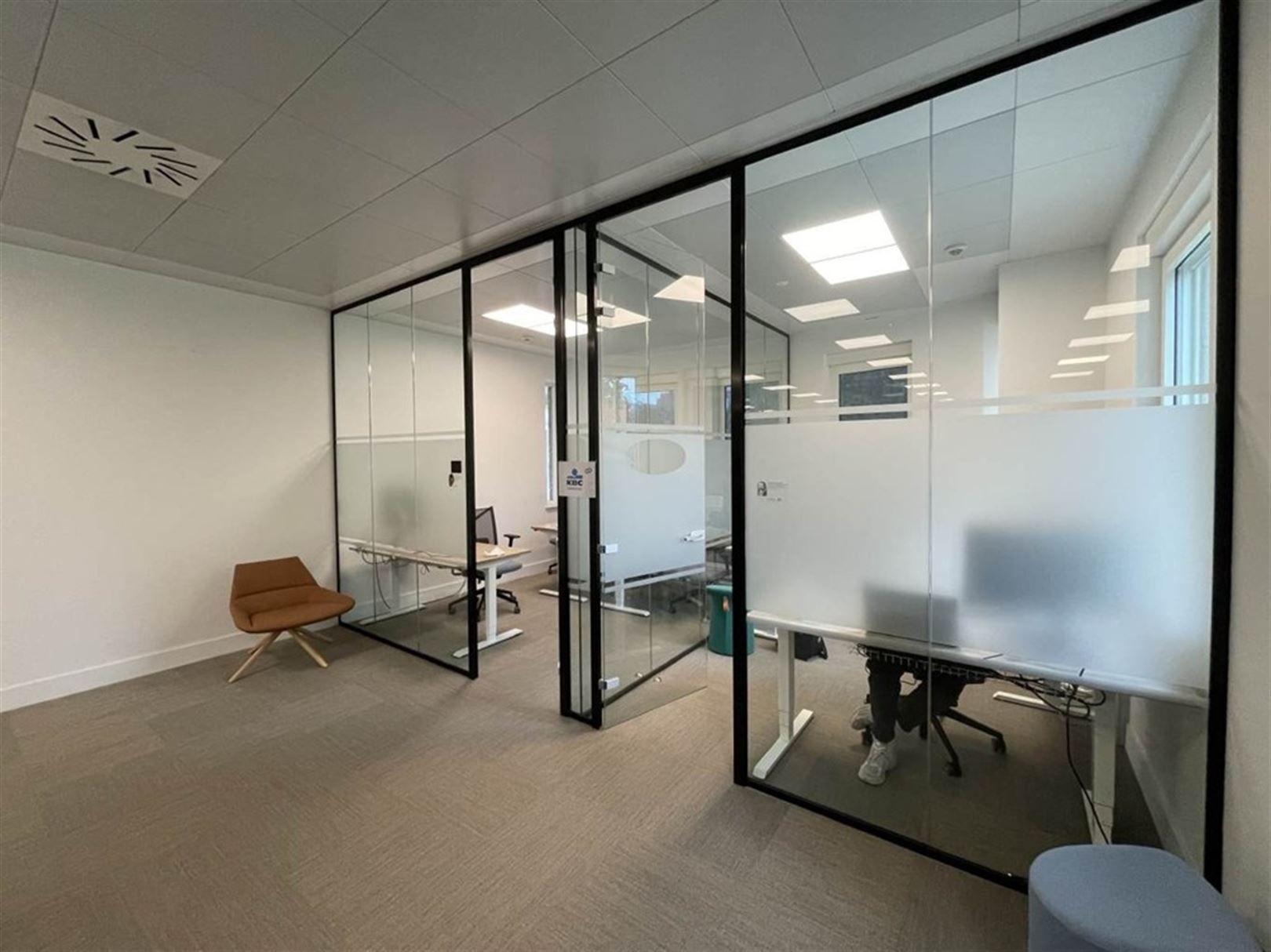 Kantoorgebouw foto 18