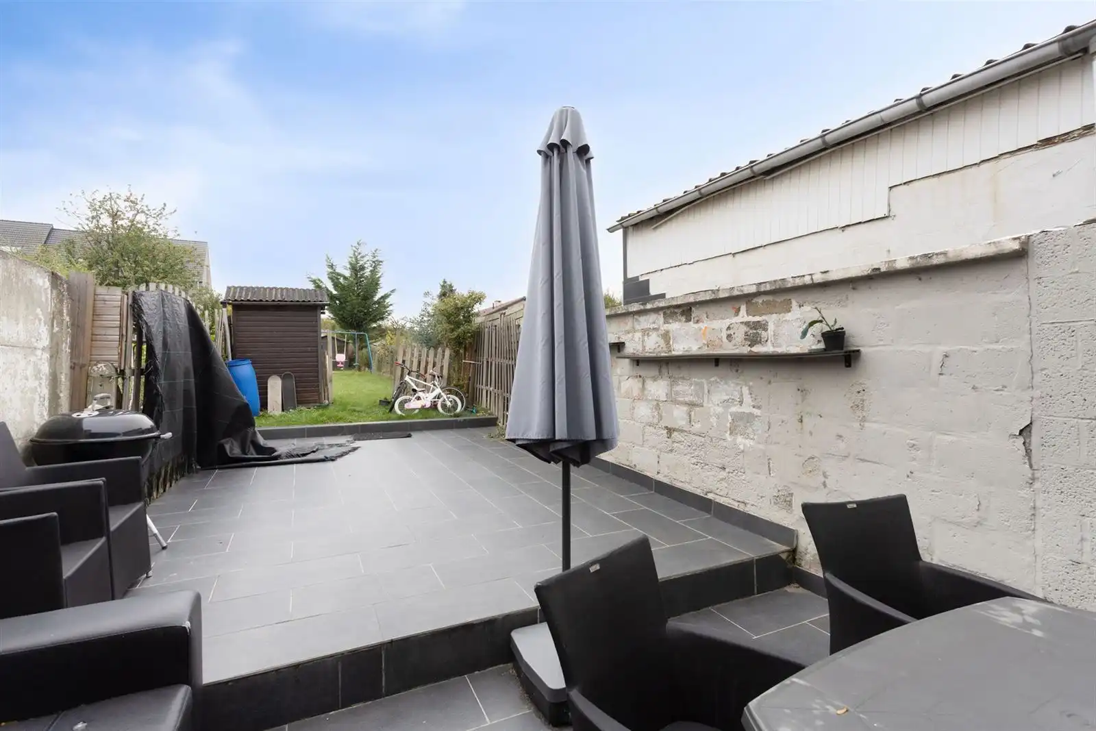 Instapklare woning met 4 slaapkamers en mooie tuin foto 21