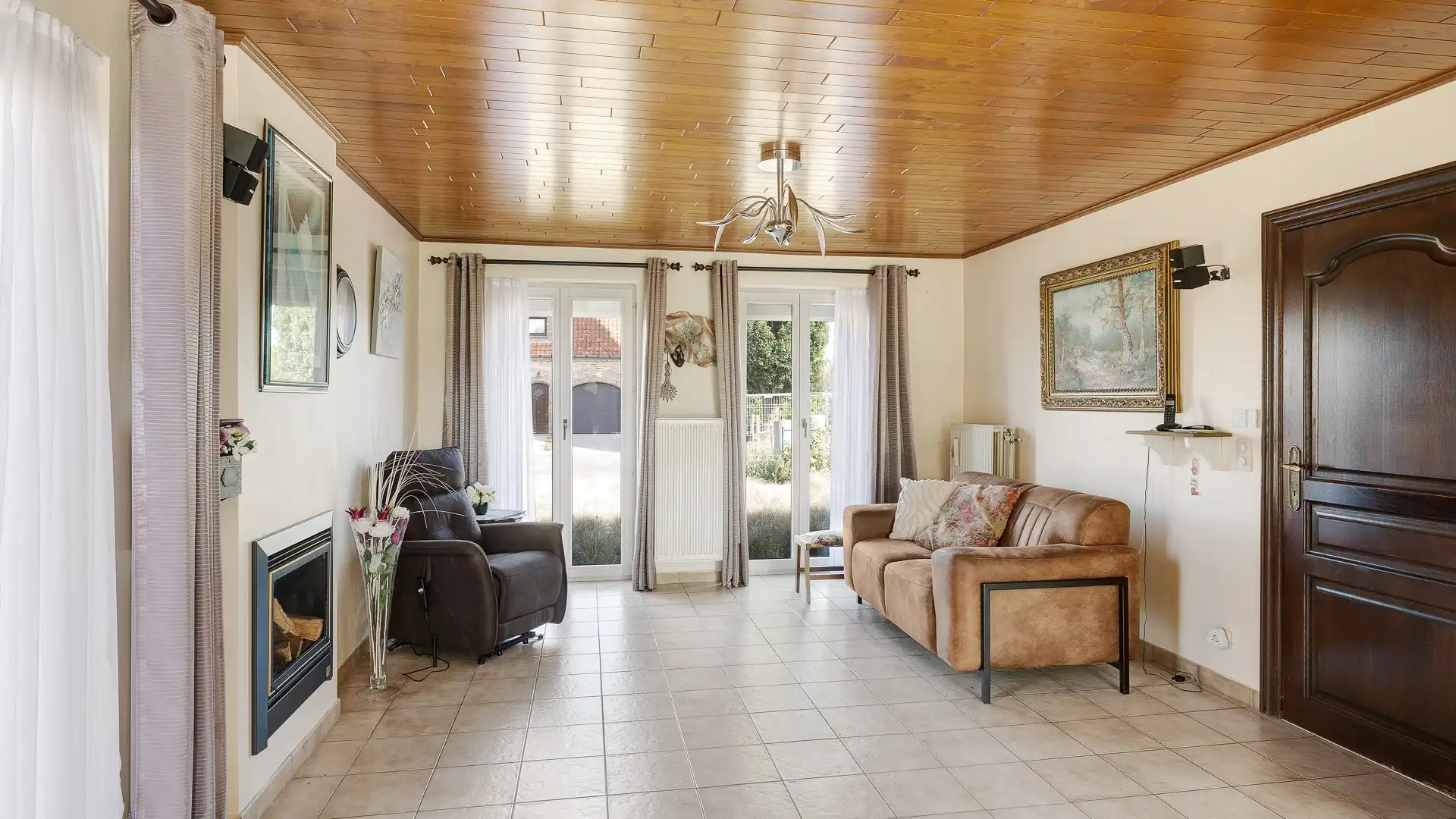 Verzorgde vrijstaande woning op een mooi perceel te Sijsele foto 7
