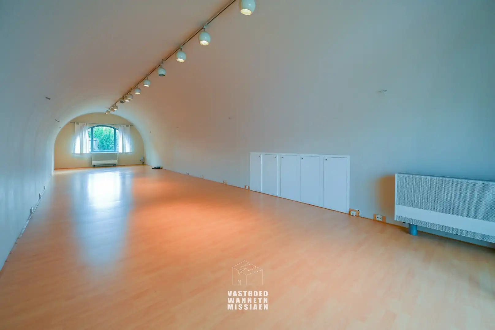 Herenwoning met praktijk, 5 slaapkamers met garage (68m2) en uitweg. foto 17