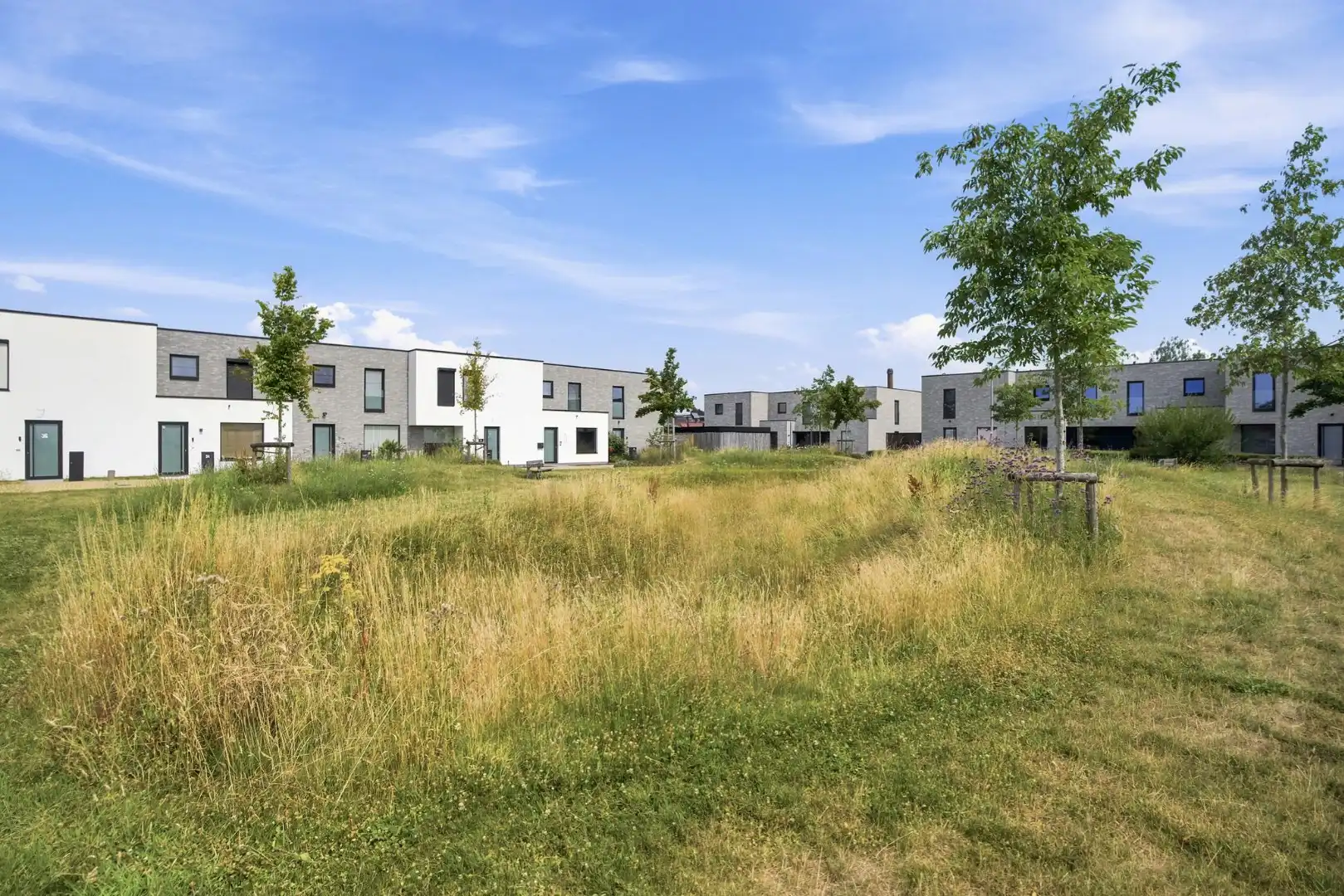 Recente woning (2023), met 3 slks, carport, tuin in een mooie buurt te Heule. foto 15