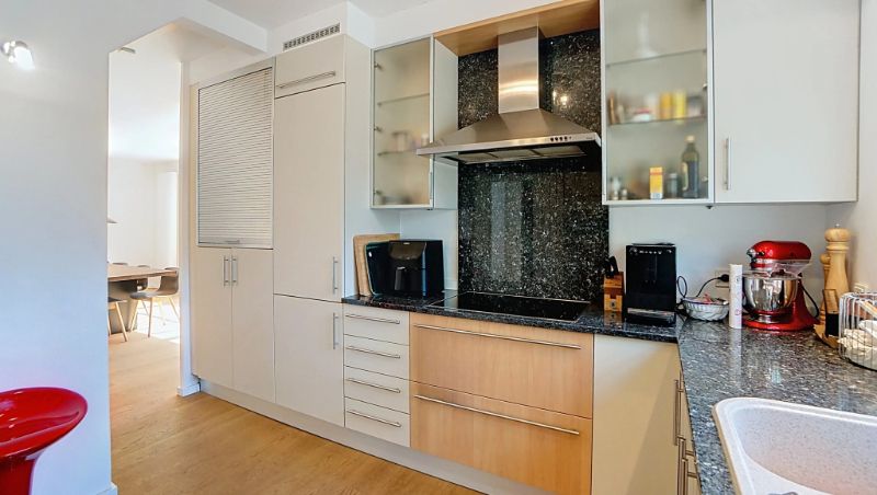 Charmante villa van 206m² op 16a80ca foto 11