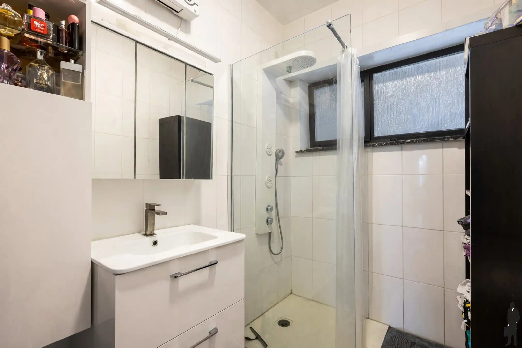 Laagbouwwoning met kelder op hoekperceel van 834m² foto 12