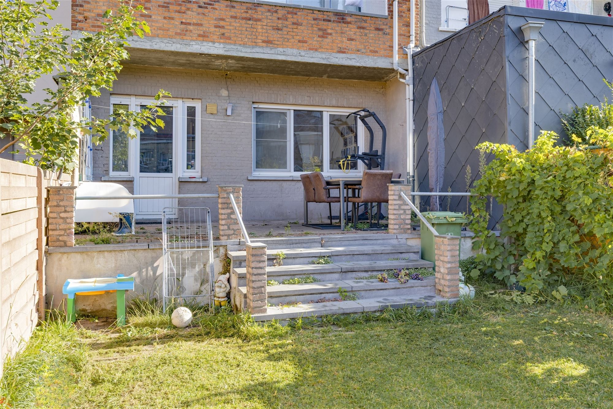 Instapklaar 1 slpk appt met tuin in Merksem! foto 14