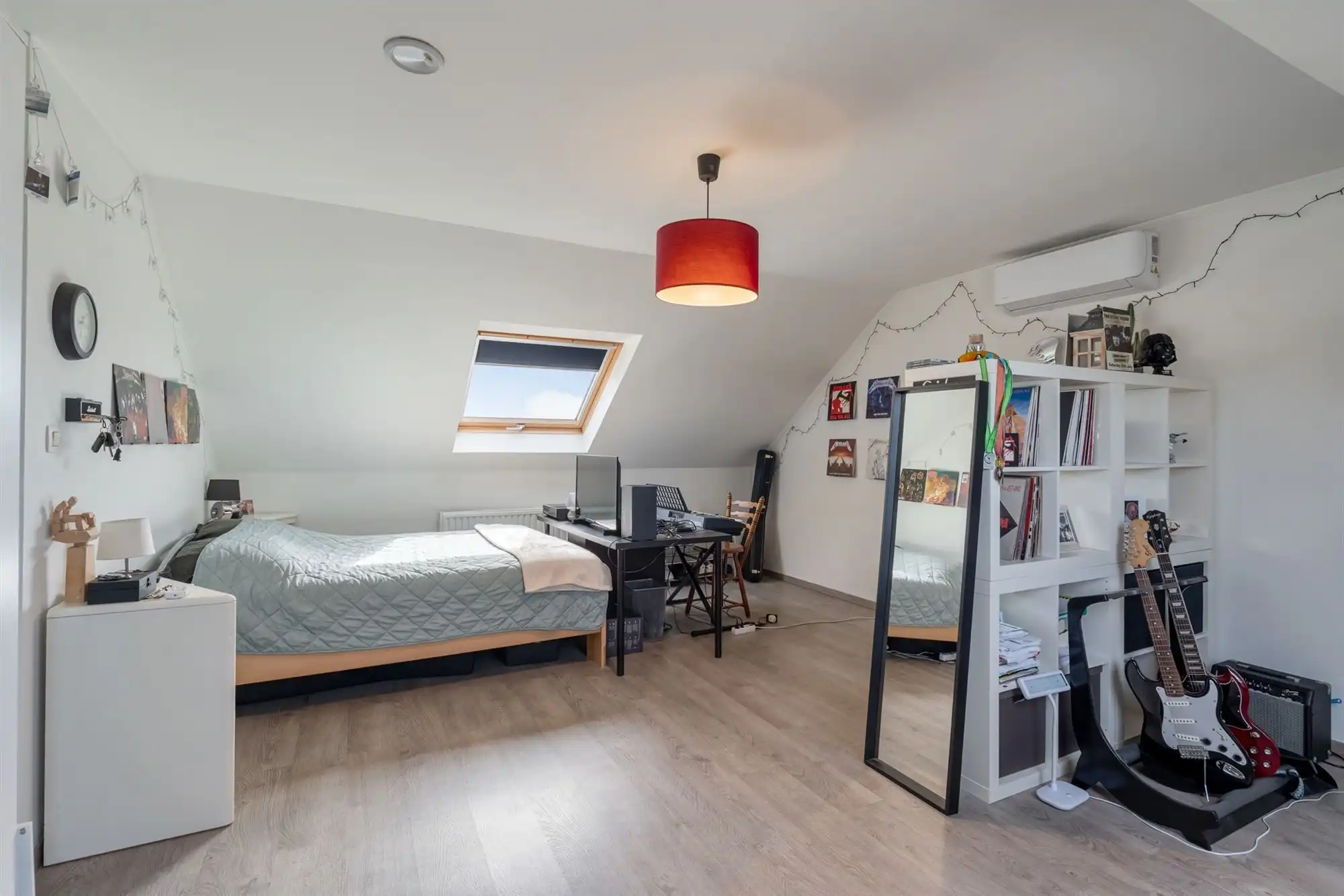 Ruime gezinswoning met garage/werkplaats op een perceel van 8a 97ca te Maaseik foto 26