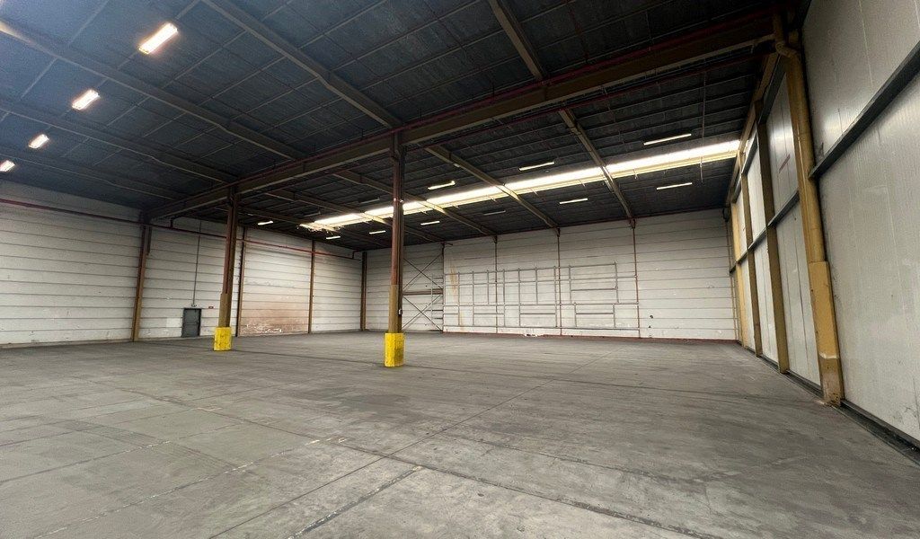 Opslagruimte met laadkade te huur in Zwijnaarde foto 4
