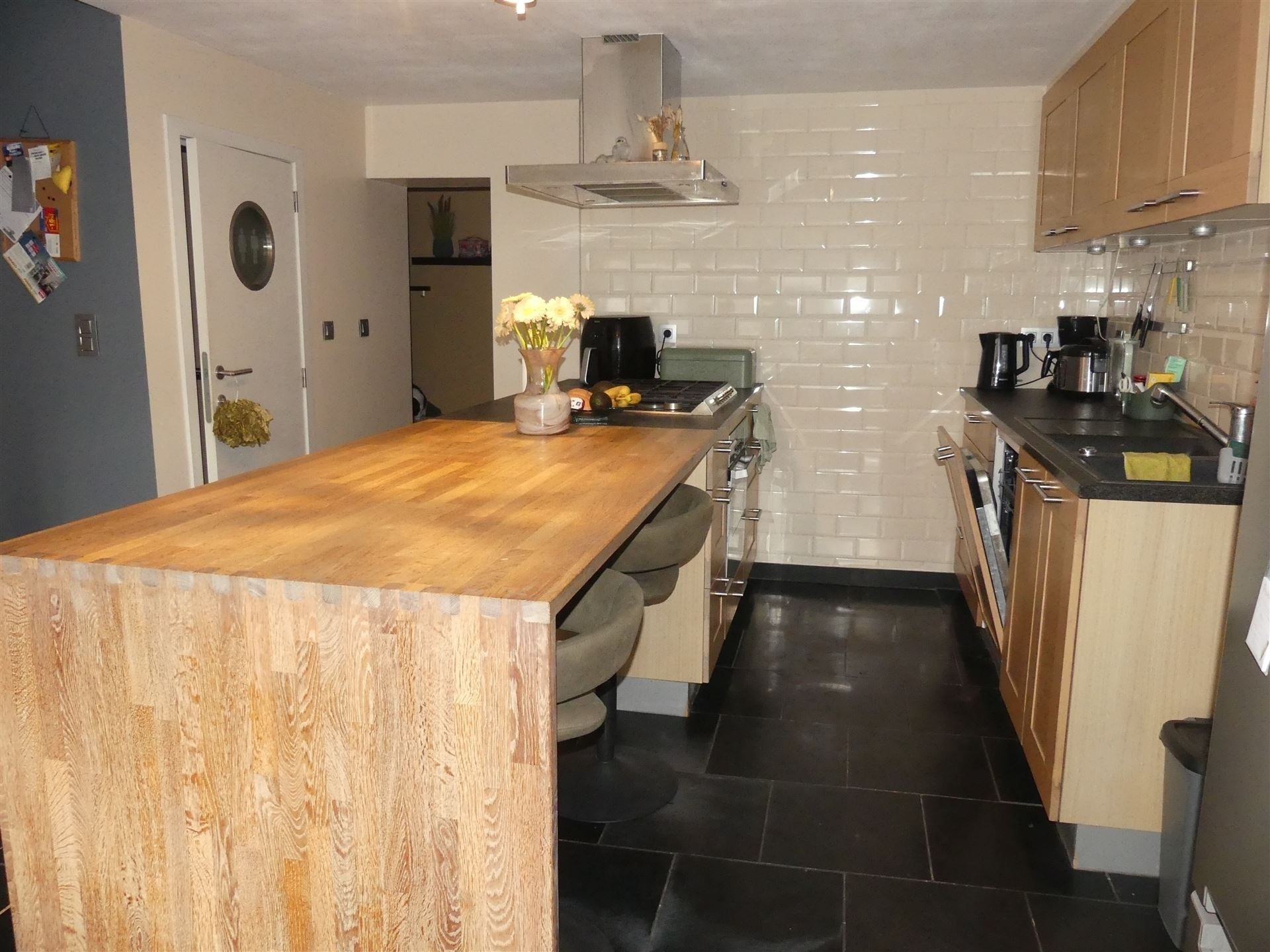 Charmante woning met gezellige tuin! foto 3