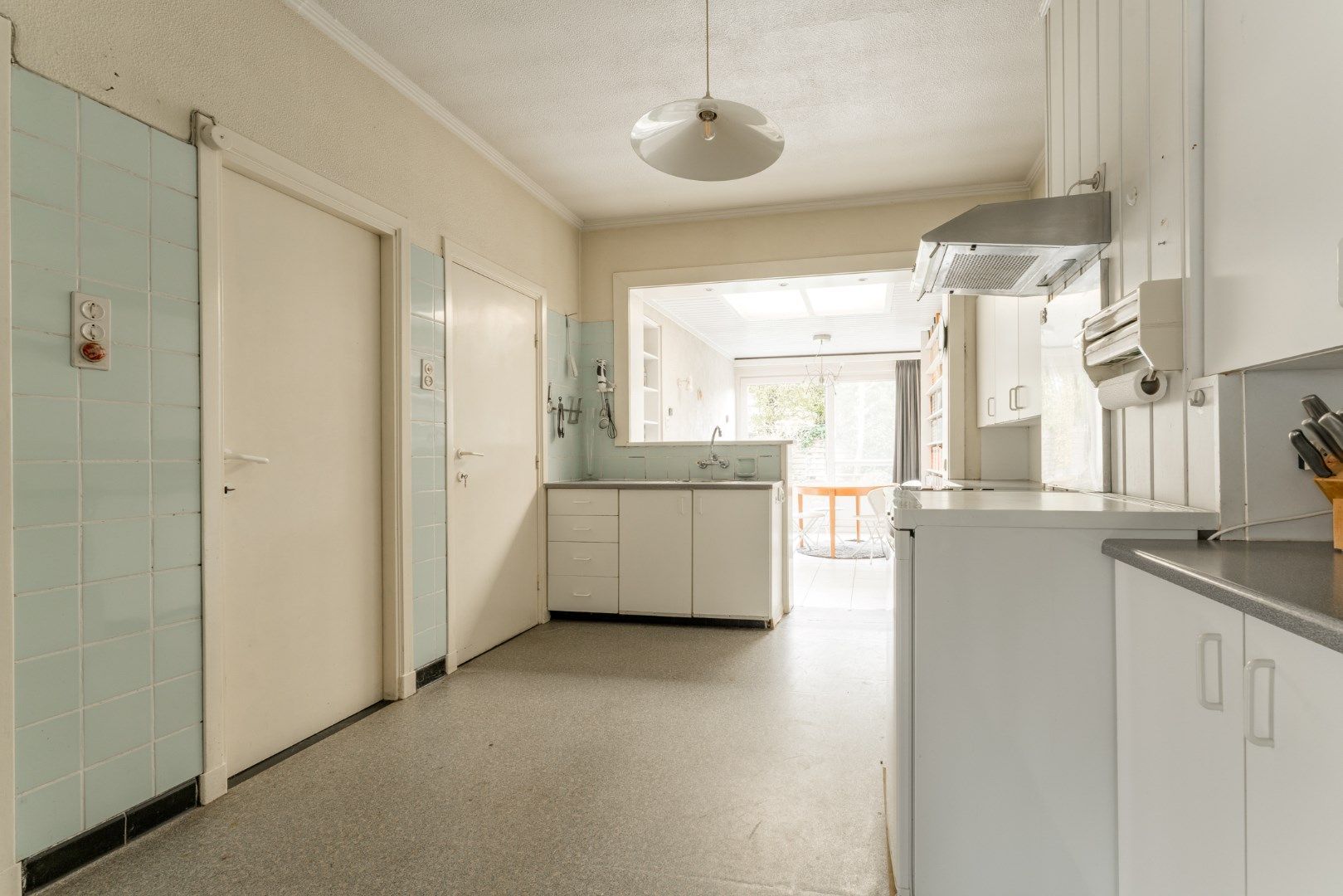 Deze woning met een ideale ligging in Neerpelt staat te koop!  foto 8