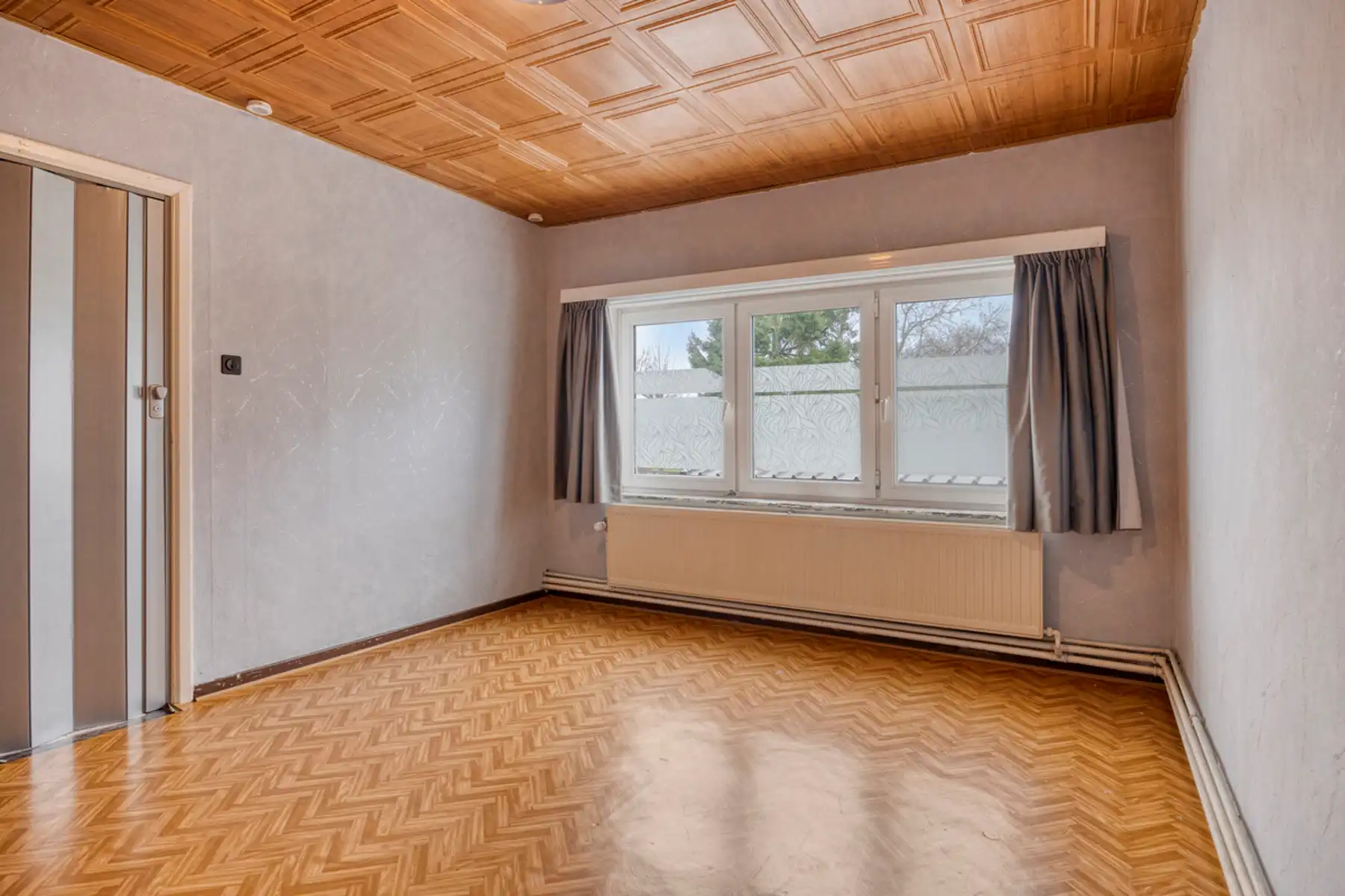 Ruime eengezinswoning in groene omgeving foto 13