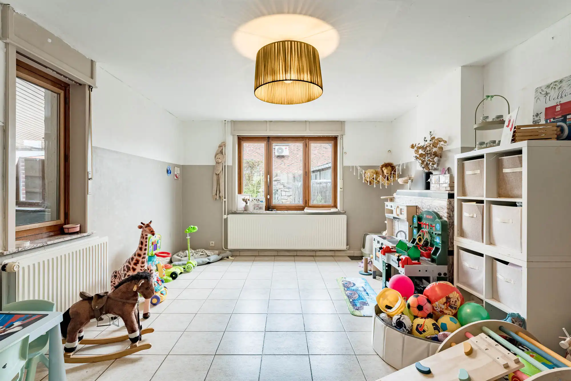 Huis met energieklasse E, 2 badkamers, garage, tuin en 185m² woonoppervlakte foto 8