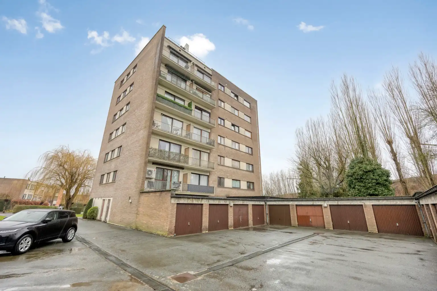 Gerenoveerd 3-slaapkamerappartement met staanplaats foto 13