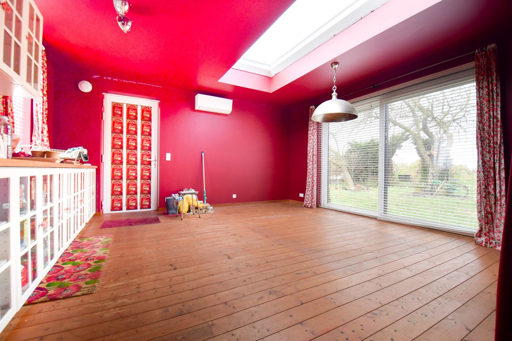 LANDELIJK gelegen woning met bijgebouw, stalling en WEILAND op 7.421 m² foto 13