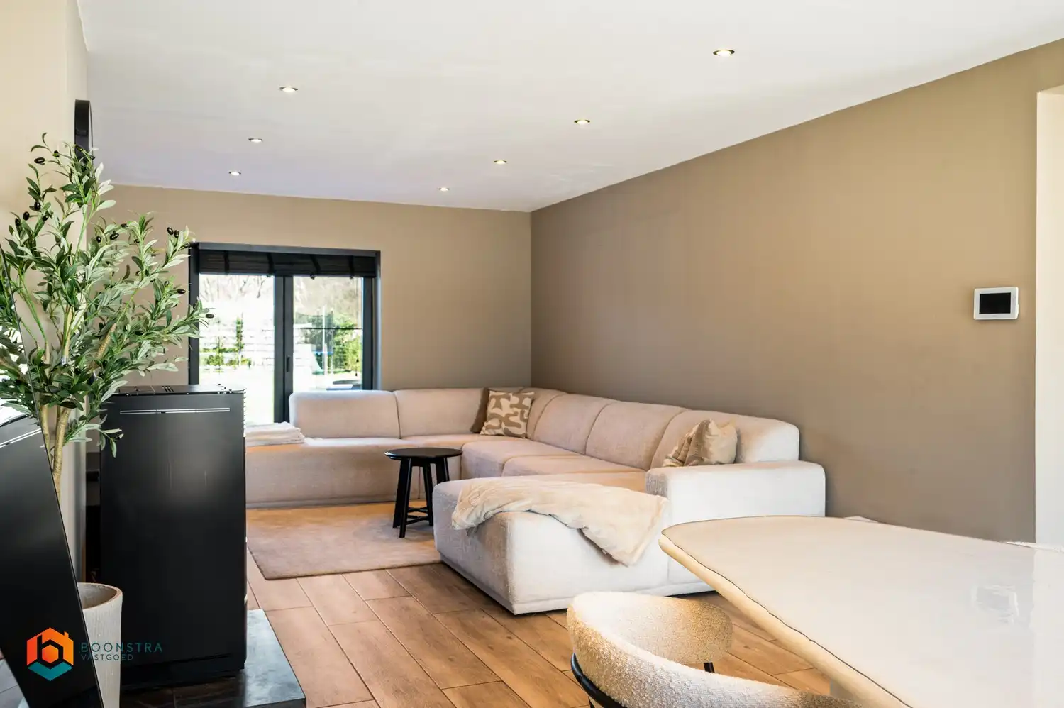 Woning met 5 slpkrs op ruim perceel (3945 m²) te OLV-Waver foto 9