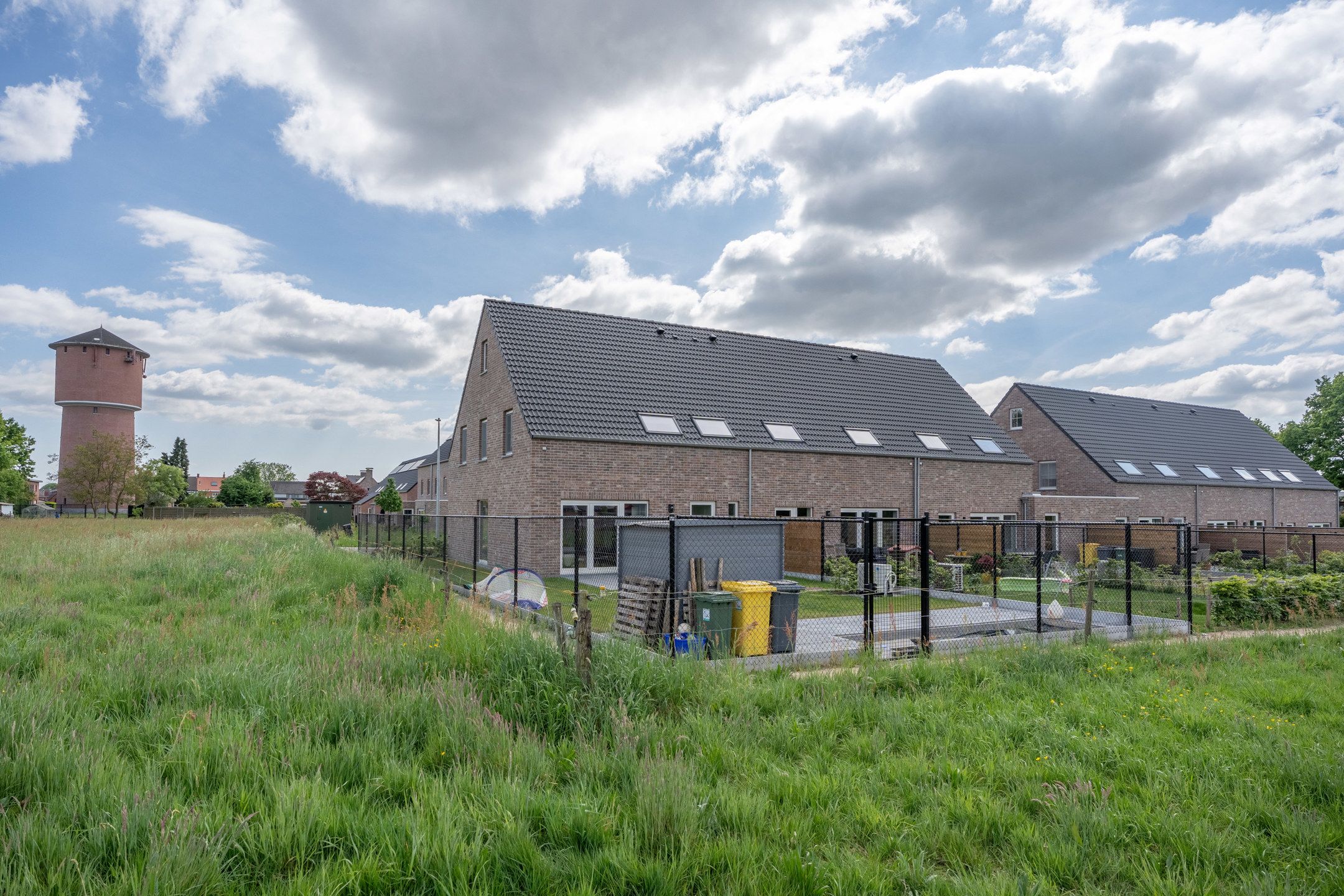 Energiezuinige nieuwbouwwoning met 4 slpk en privé tuin. foto 25