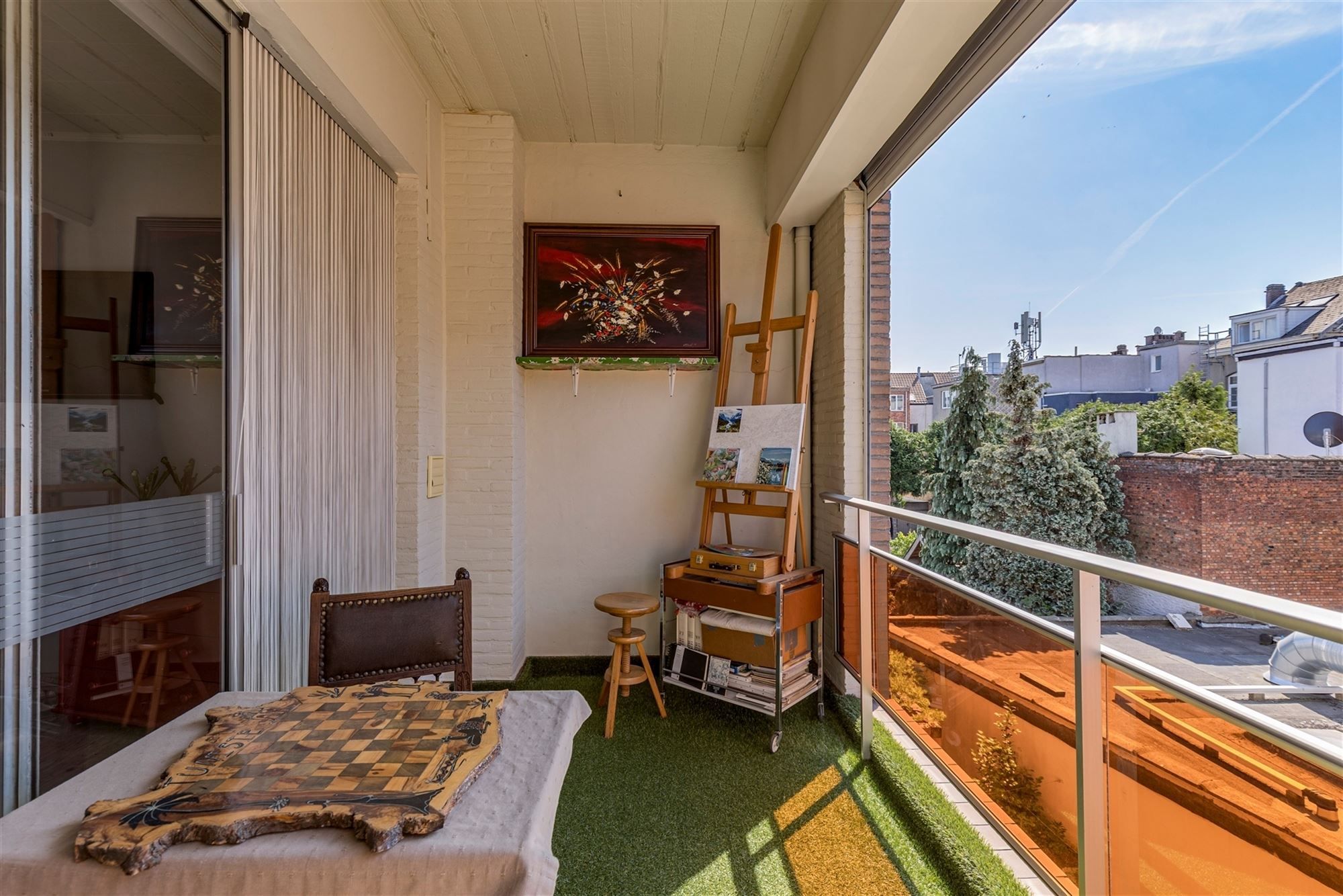 Ruime instapklare woning met grote garage/magazijn foto 12