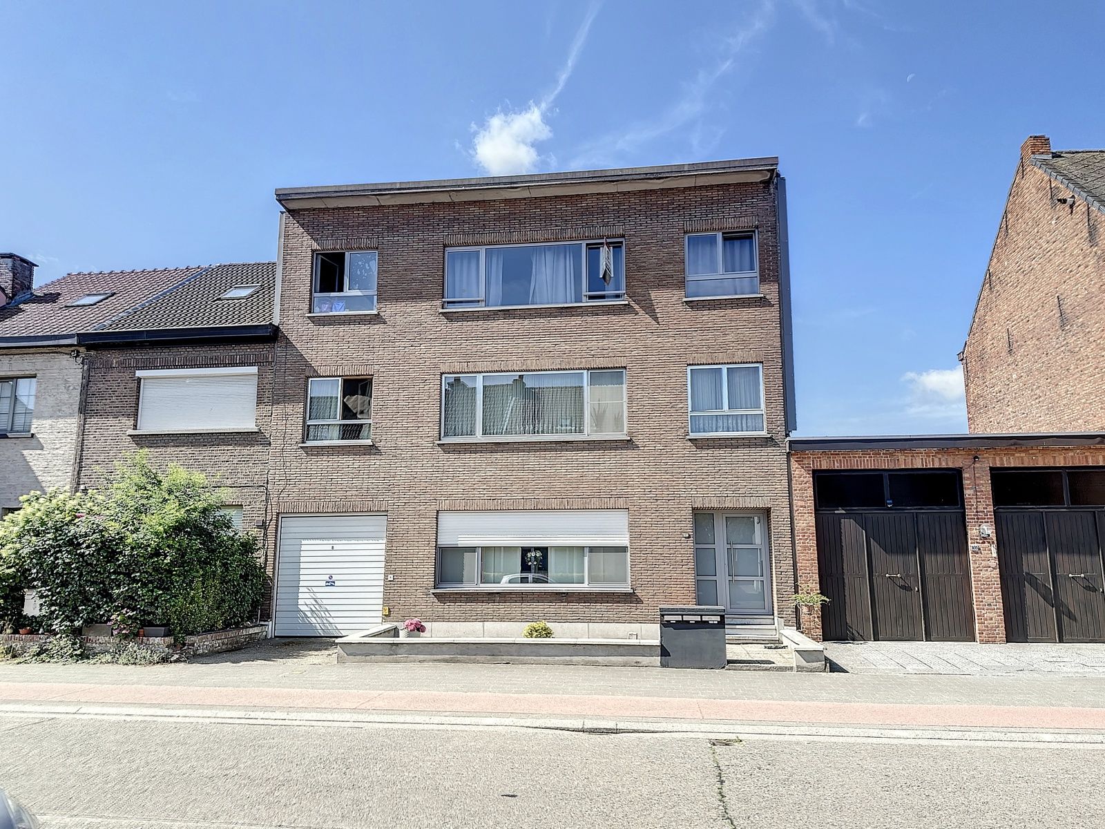 ()=>{if(producerUpdateValueVersion(node),producerAccessed(node),node.value===ERRORED)throw node.error;return node.value} Guido Gezellestraat 103/C - 2630 Aartselaar