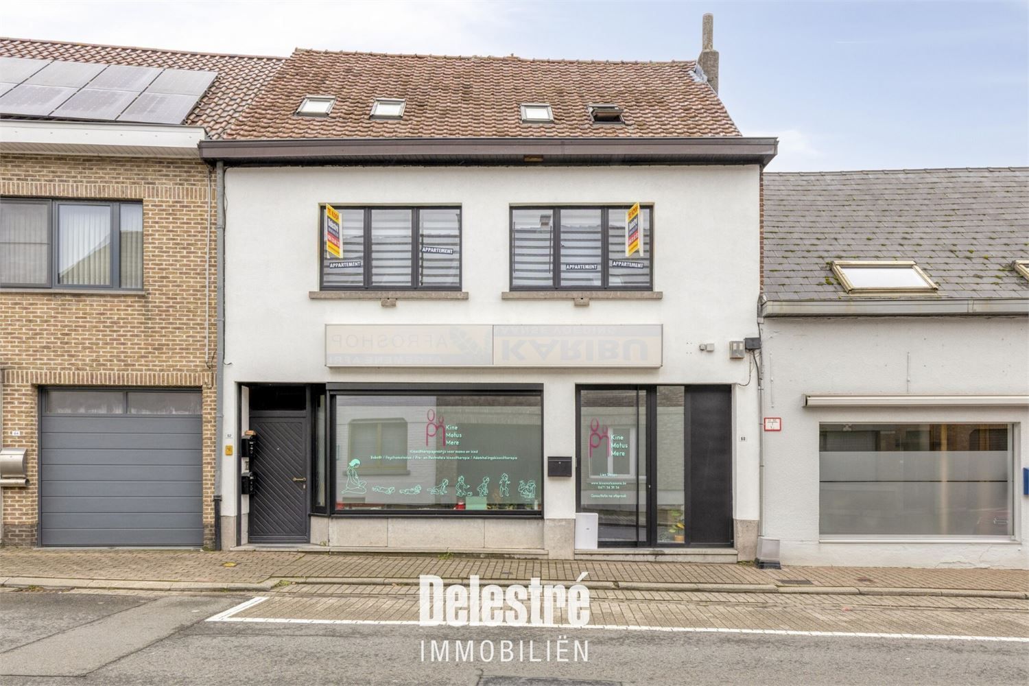 Hoofdfoto van de publicatie: RUIM APP. 135 M2 EN 3 SLPK. CENTRUM MERE