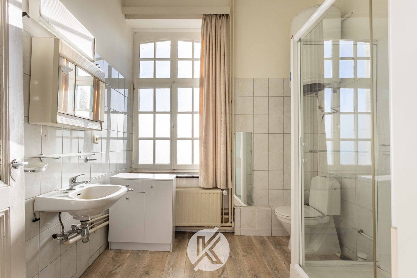 Tijdloze pastorie met historische allure op 4.057 m² foto 23