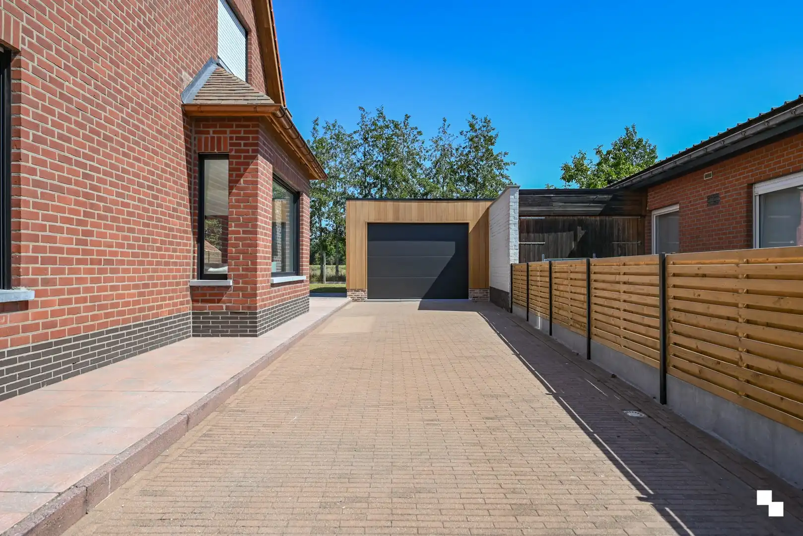 Karaktervolle vrijstaande woning te Ingelmunster foto 40