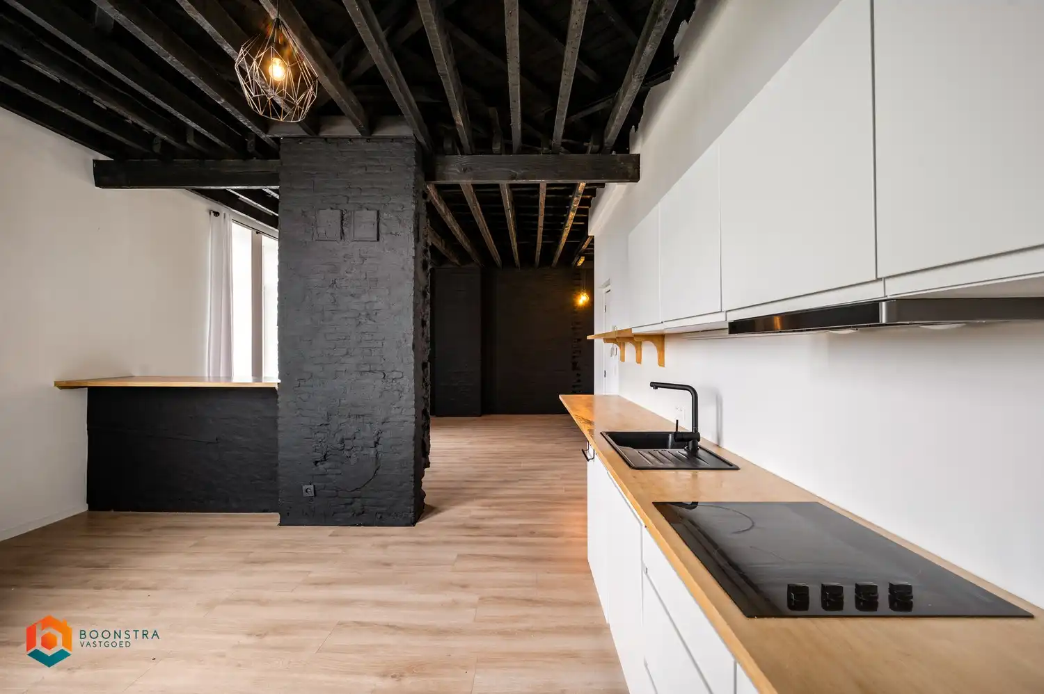 Karaktervol gerenoveerd app met 2 slpkrs in Hoboken foto 8