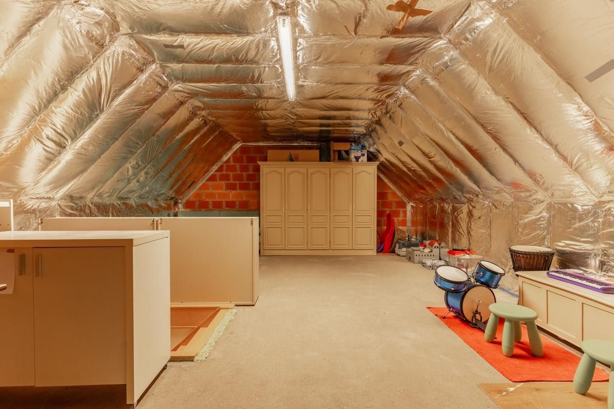 Instapklare energiezuinige gezinswoning met 3 slaapkamers, ruime zolder en tuin in Assebroek foto 23