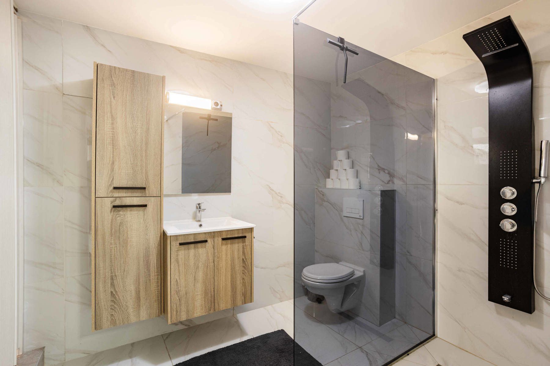 Gerenoveerde stadswoning met tuin en 3 SLP foto 10