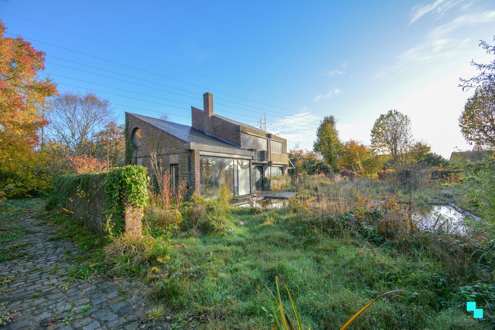 Unieke te renoveren woning / bouwgrond, rustig en groen gelegen te Wallemote foto 3