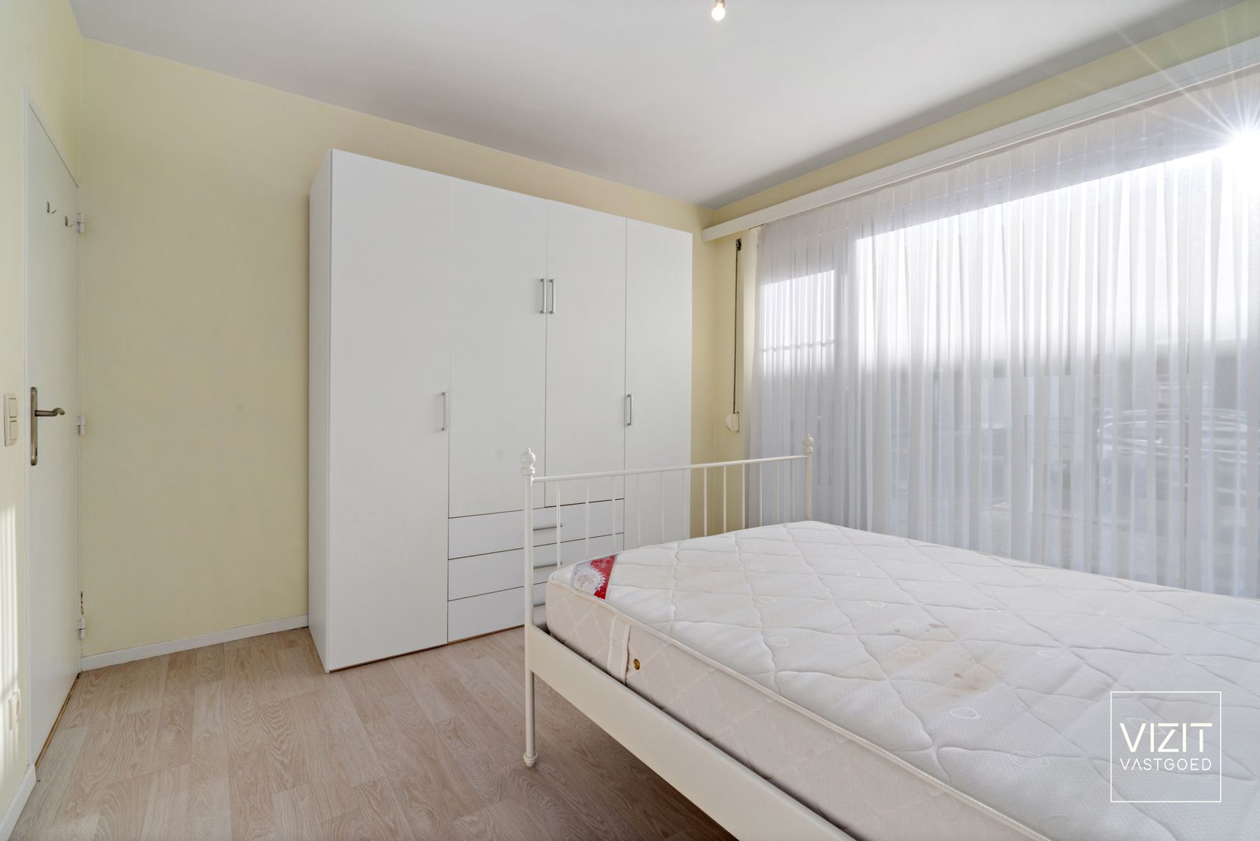 Appartement met 2 slaapkamers en garage. foto 10