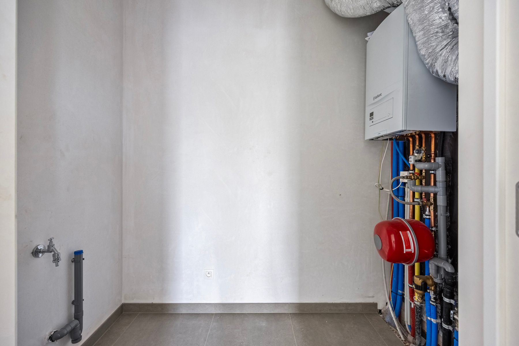 Prachtige nieuwbouw in landelijk kader foto 7