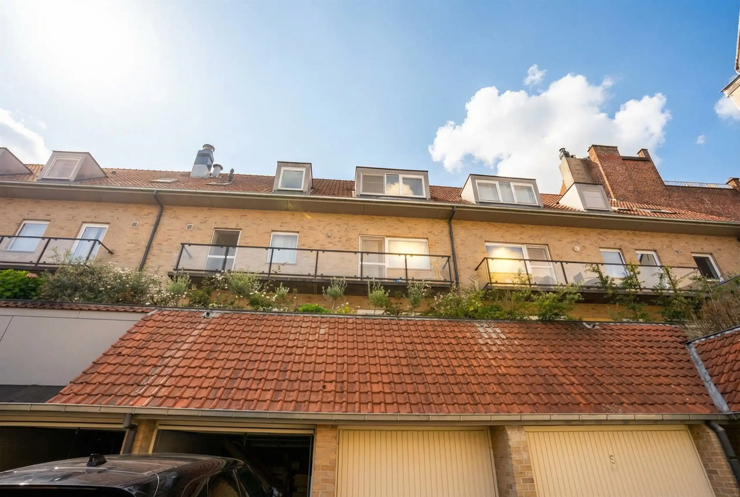 Zeer goed gelegen stadsappartement met garage + groot terras foto 6