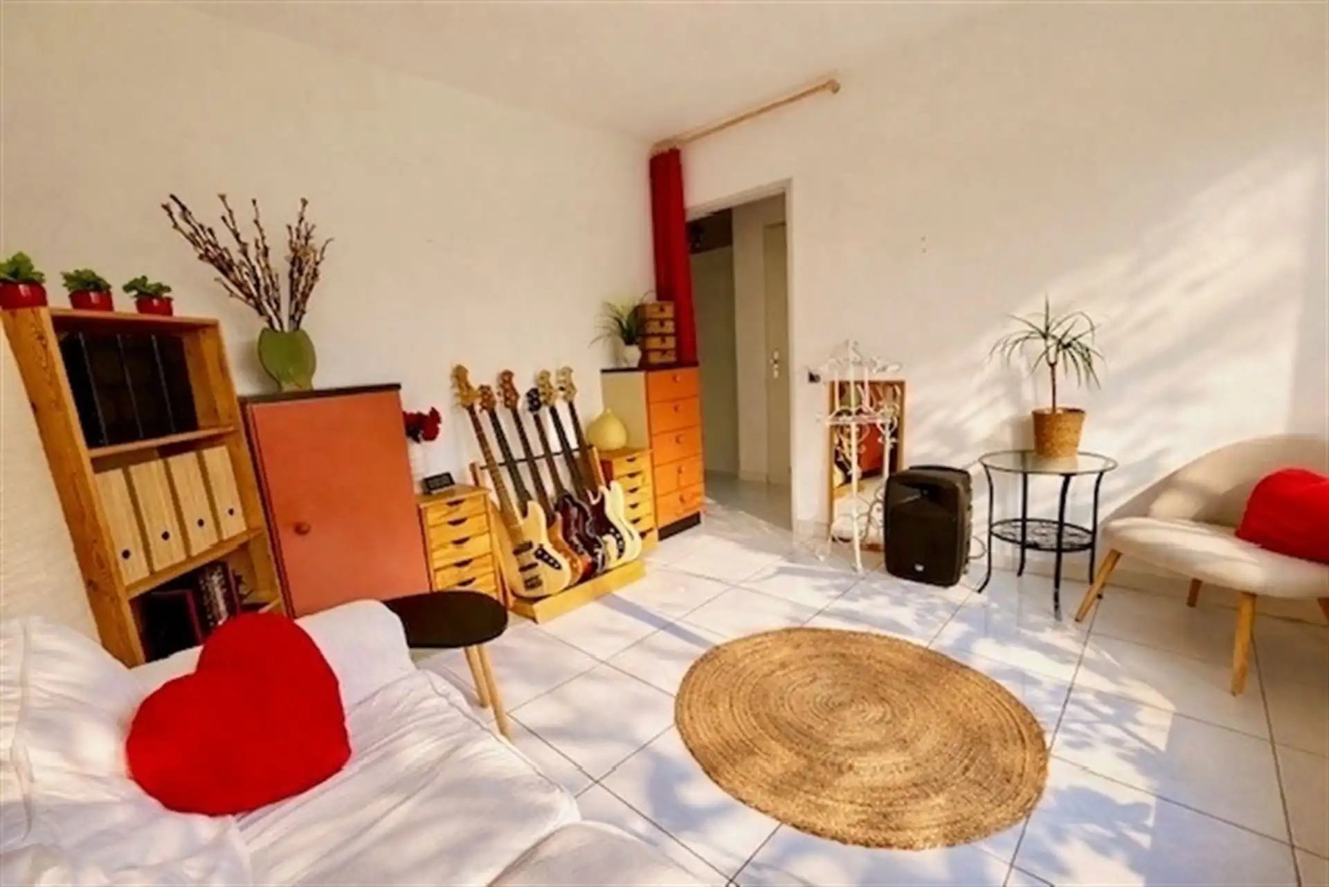 Woning gelegen in een oase van rust en natuur! foto 7