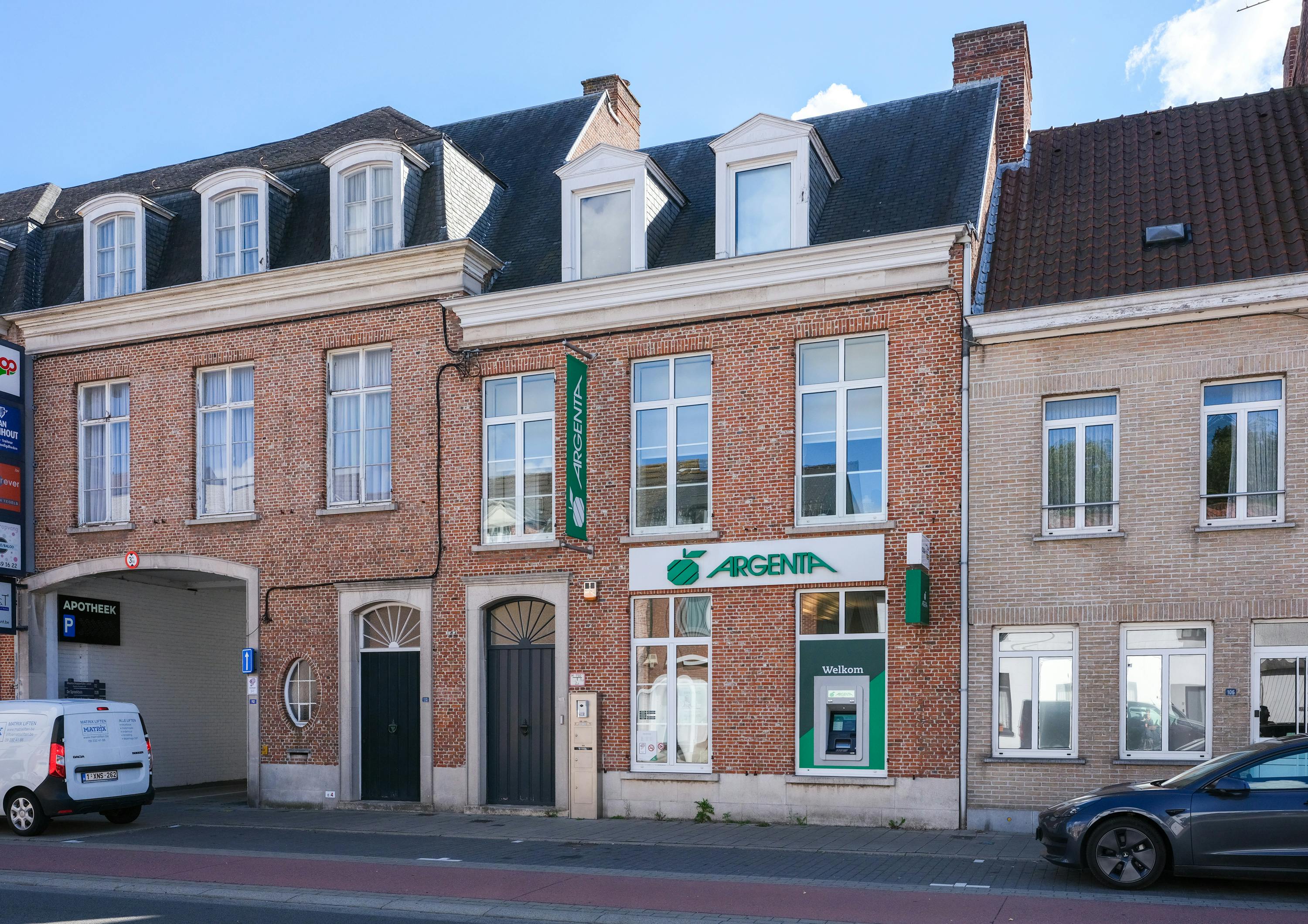 Instapklaar handelspand met woonst te koop op de Boelare in Eeklo foto 33