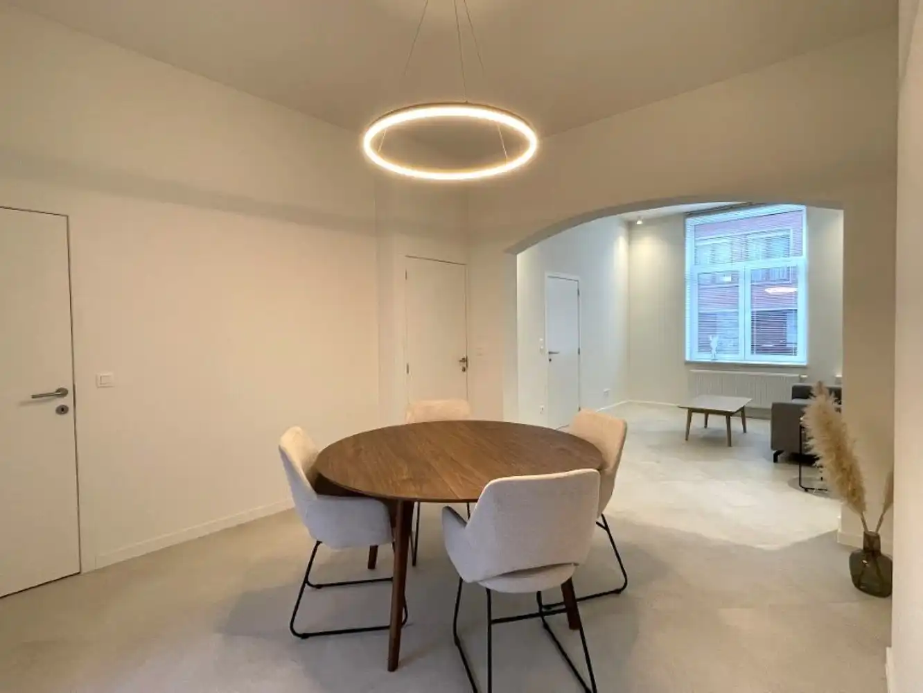 Instapklare, energiezuinige rijwoning met zonnig terras nabij Provinciedomein Kessel-Lo foto {{pictureIndex}}