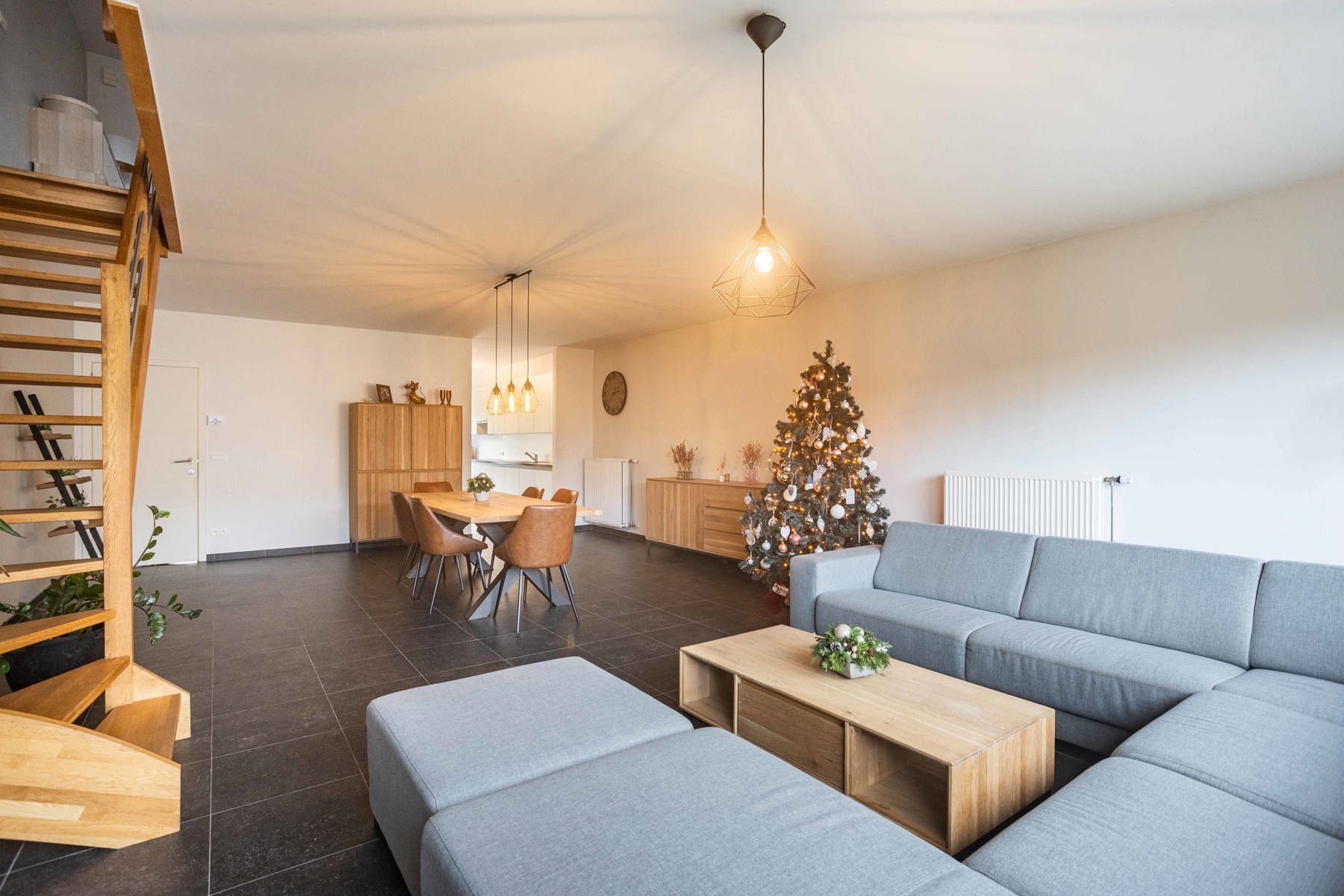 Te koop - moderne energiezuinige woning met 4 slaapkamers foto 5