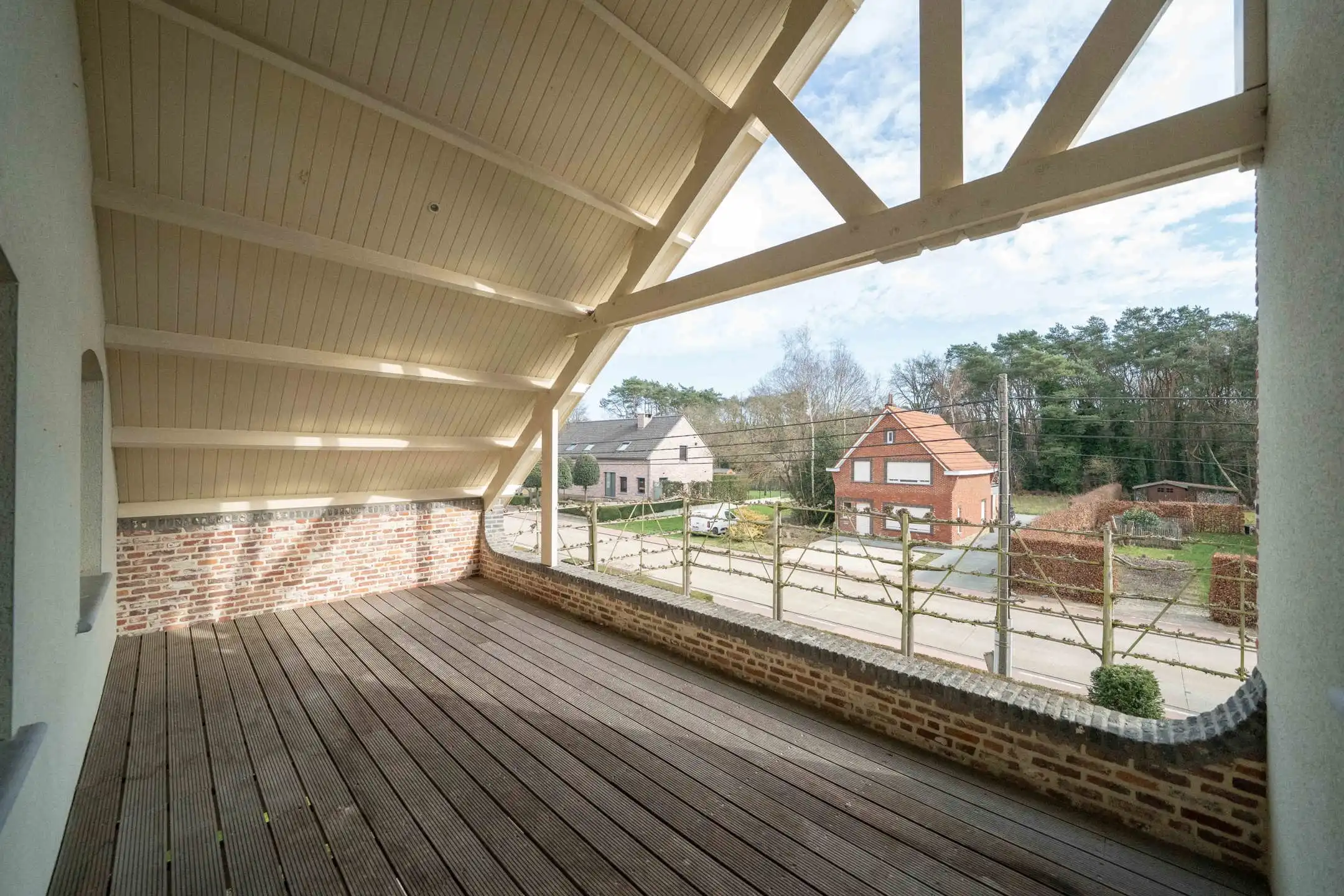 Villa met 5 slpk op 32 are 67 ca foto 21