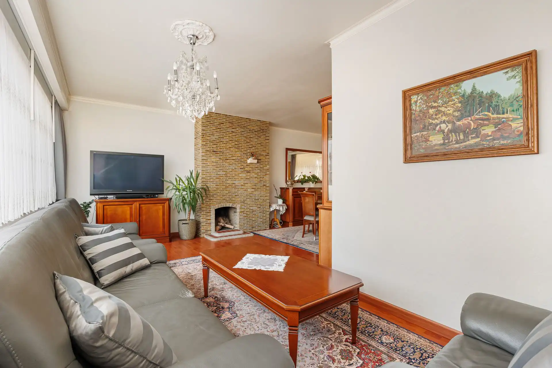 Te renoveren bel‑étagewoning in hartje Wilrijk! foto 5