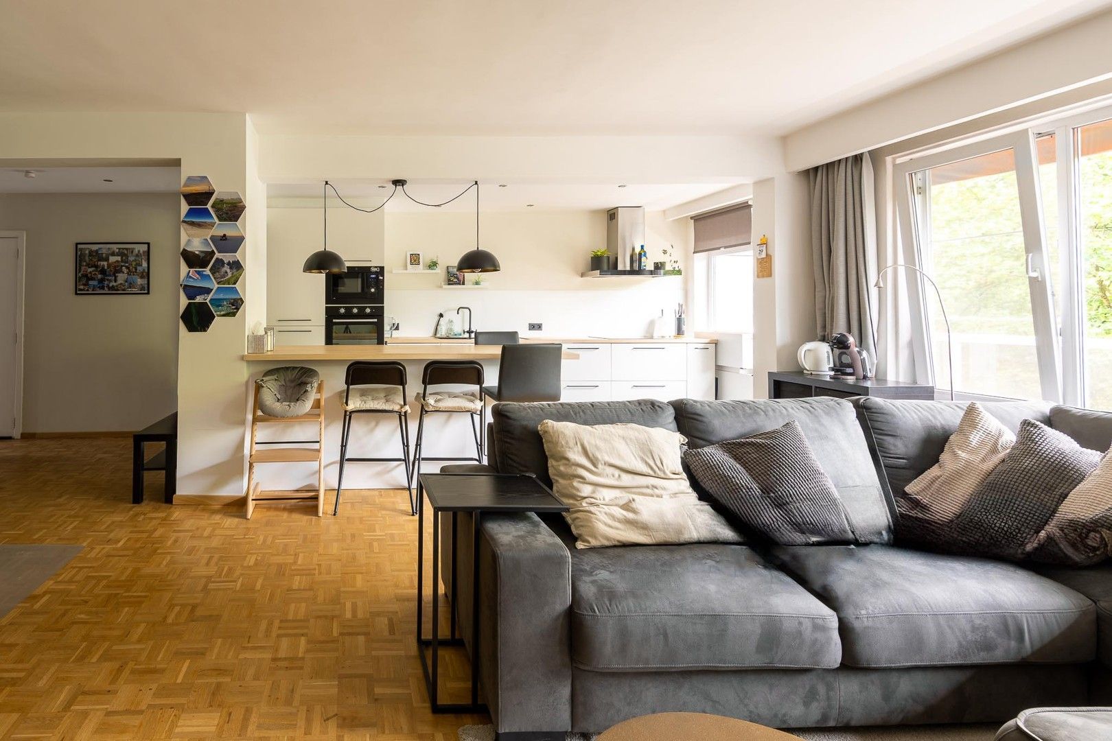 Instapklaar 3 slaapkamer appartement met groen uitzicht! foto 1