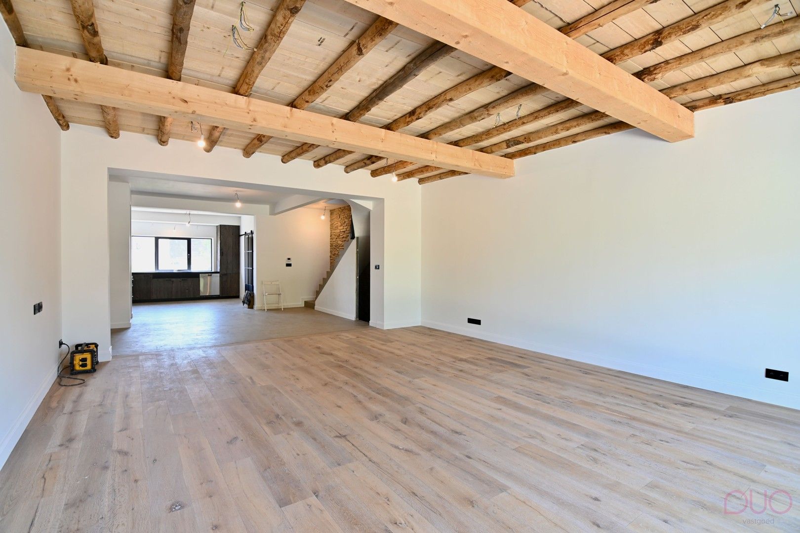 Instapklare gerenoveerde woning op wandelafstand van de Grote Markt en het treinstation foto 9