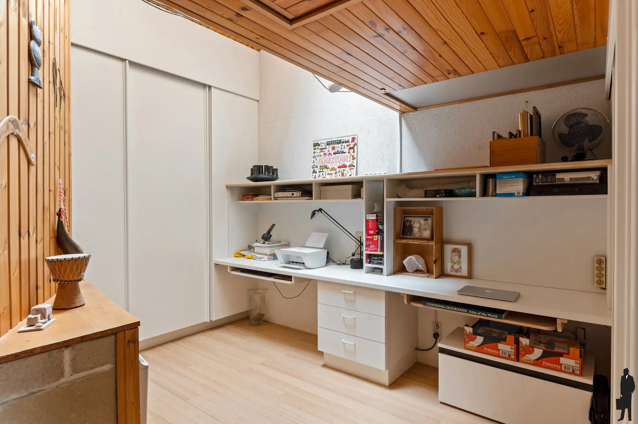 Karaktervolle split-level woning met 4 slpks en zonnige tuin foto 16