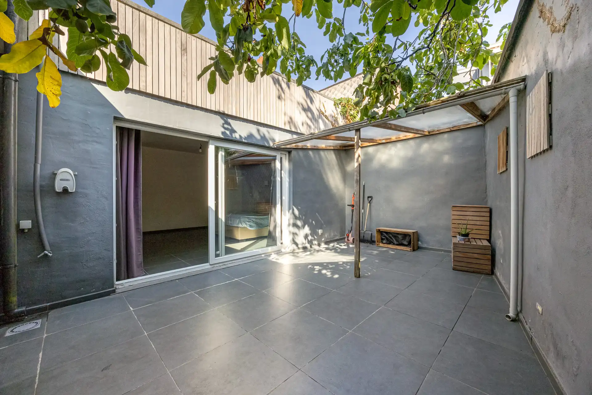 RUIME woning: 3 slpk, 2 badk, garage, terras & koer foto 18