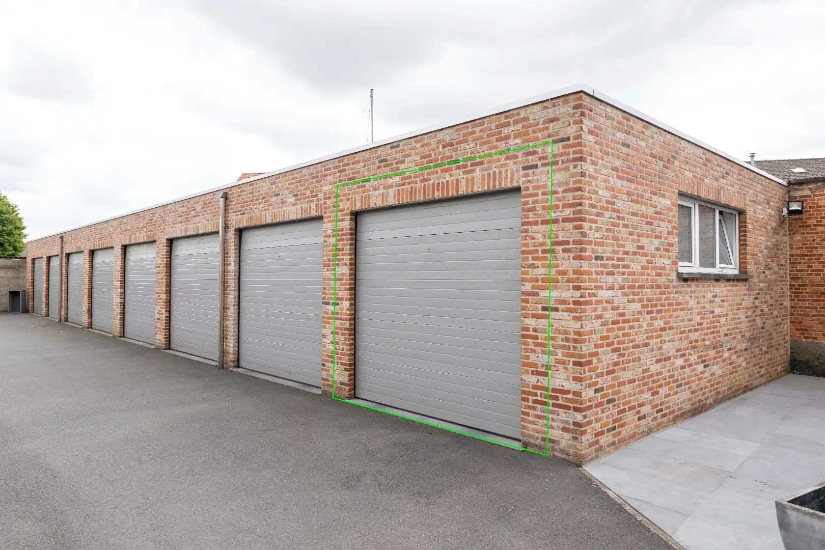 ZEER RUIM INSTAPKLAAR APPARTEMENT (130 m²) MET GARAGE EN RUIM TERRAS (60 m²) foto 13