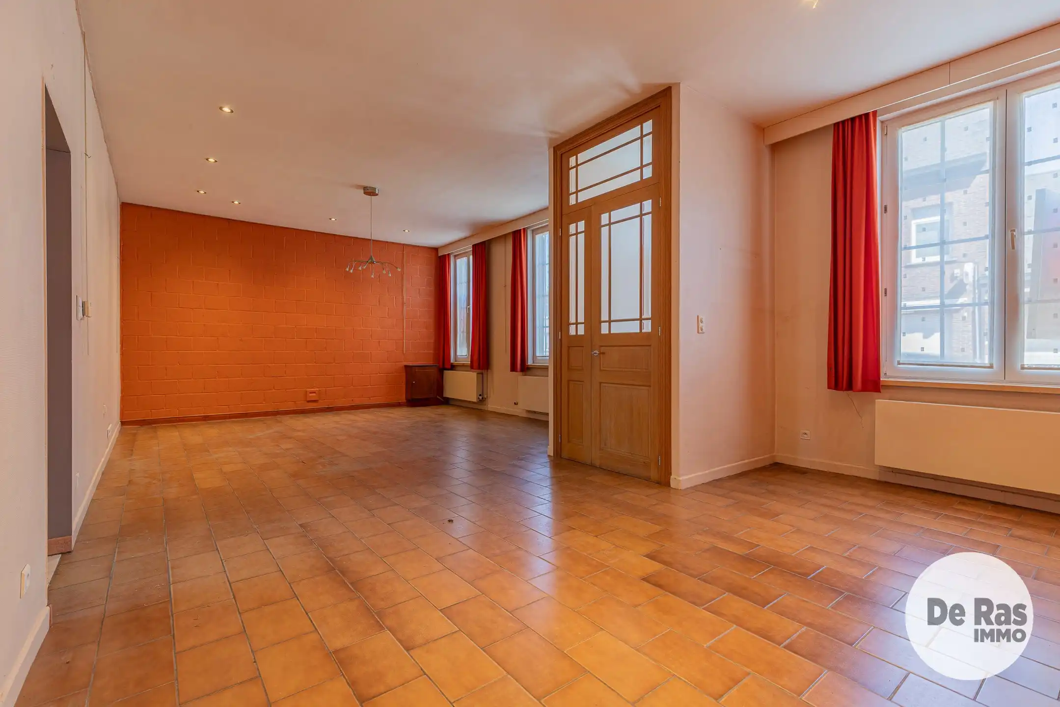 WICHELEN – Te renoveren woning met 3 kamers op leuke locatie foto 5