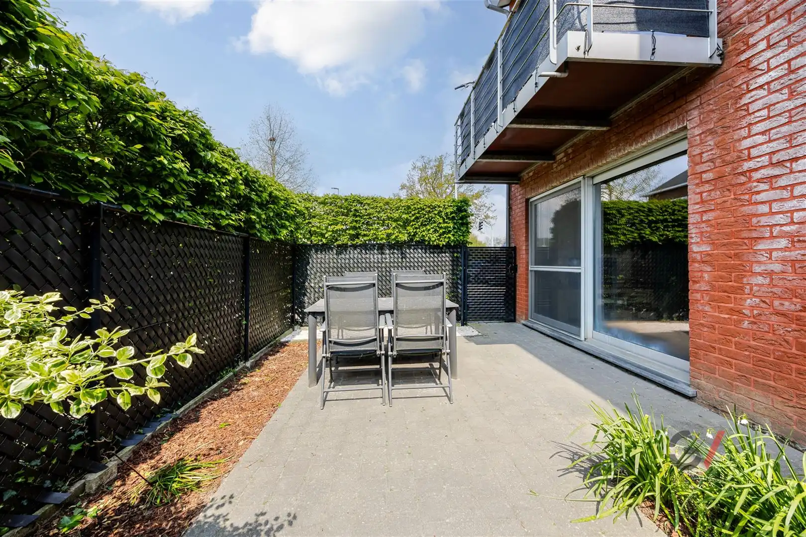 Appartement, incl. autostaanplaats en ruim terras foto 12