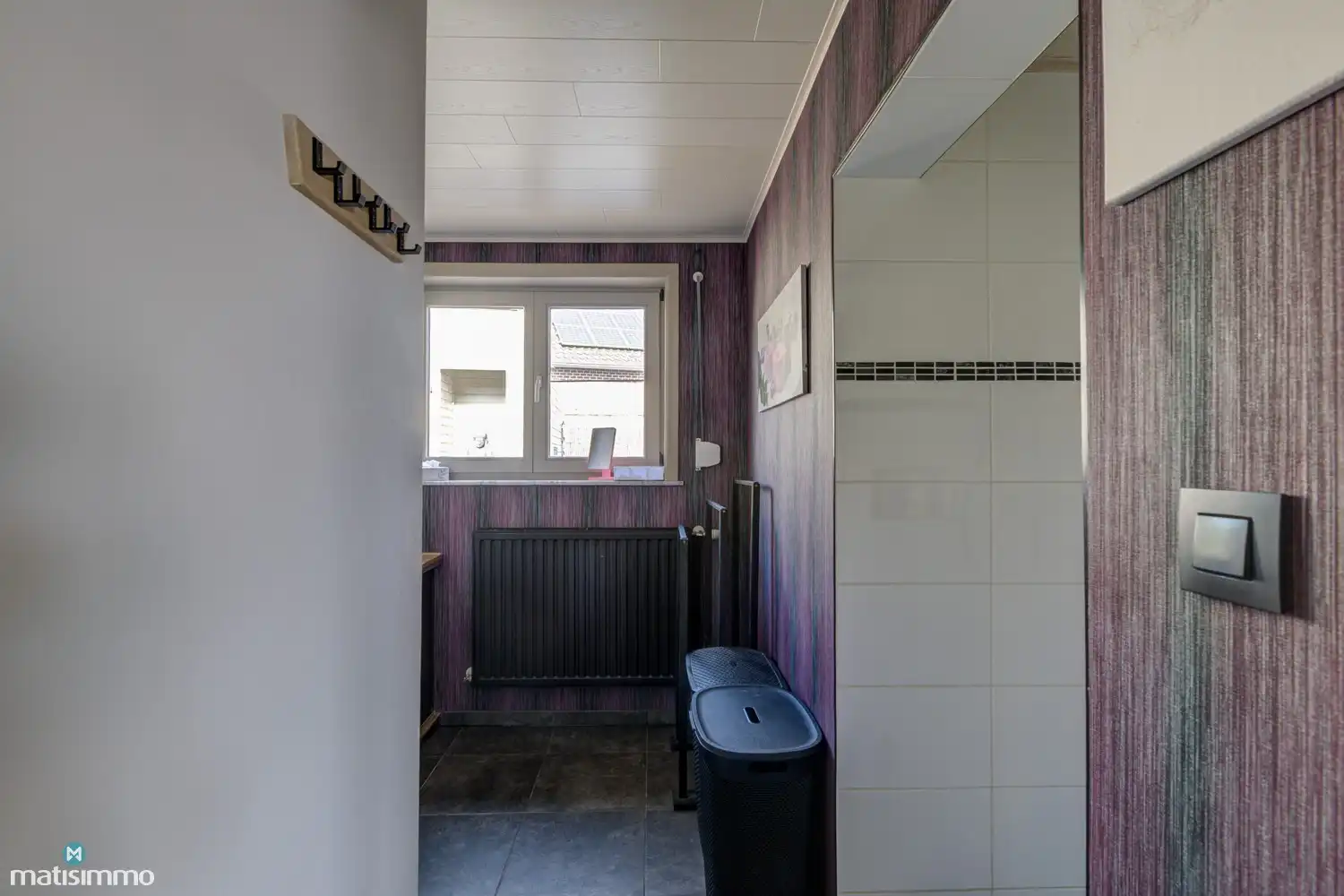 GERENOVEERDE, INSTAPKLARE VRIJSTAANDE WONING MET 3 SLAAPKAMERS IN NEEROETEREN (MAASEIK) foto 11